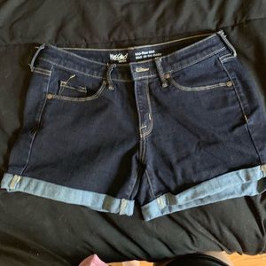 mid rise midi rolled jean shorts